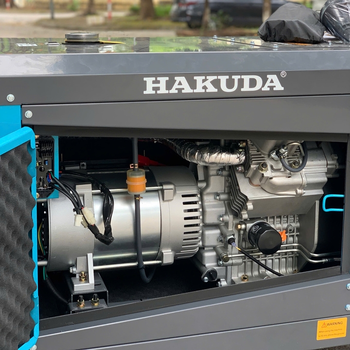 Máy phát điện chạy dầu 15KW HAKUDA HKD15KP3PRO 3 pha siêu cách âm