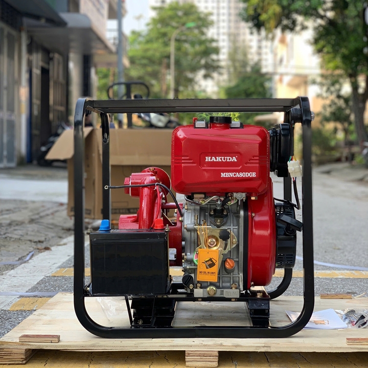 Máy bơm nước chạy dầu cao áp 6.6KW HAKUDA MBNCA80DGE