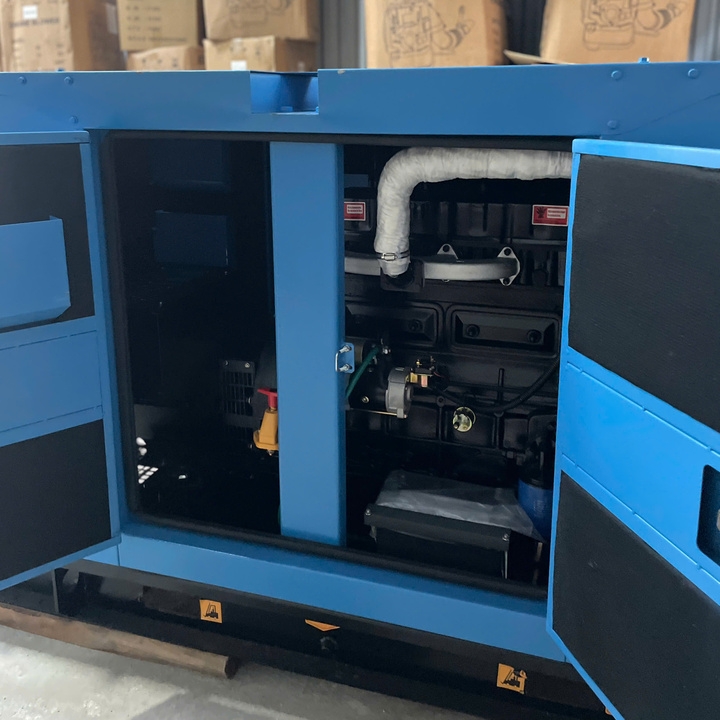 Máy phát điện công nghiệp HAKUDA HKD20KP3TC 20KW