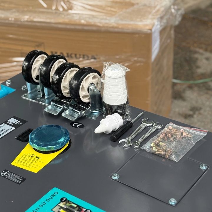 Máy phát điện 7KW chạy dầu HAKUDA HKD7500P1PROA siêu cách âm