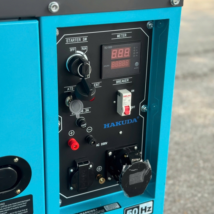 Máy phát điện 7KW chạy dầu HAKUDA HKD7500P1PROA siêu cách âm