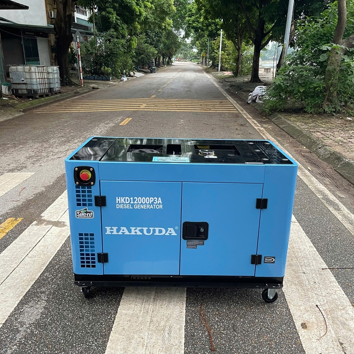 Máy phát điện chạy dầu diesel 12KW HAKUDA HKD12000P3A siêu cách âm 3 pha