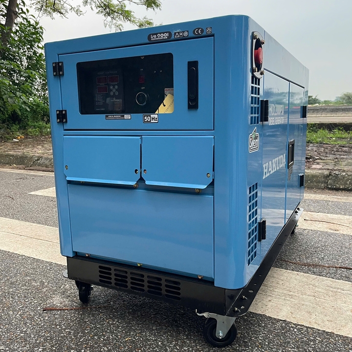 Máy phát điện chạy dầu diesel 12KW HAKUDA HKD12000P3A siêu cách âm 3 pha