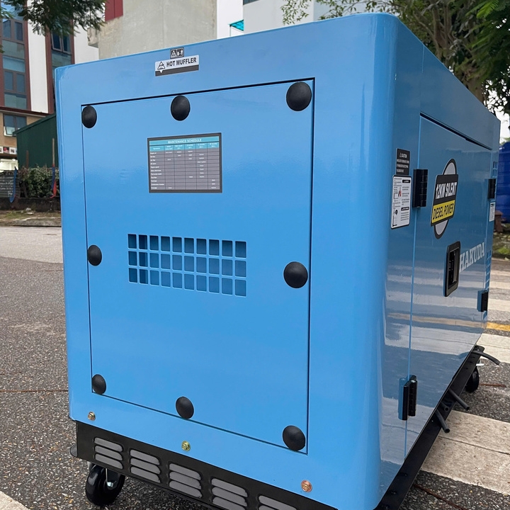 Máy phát điện chạy dầu diesel 12KW HAKUDA HKD12000P3A siêu cách âm 3 pha