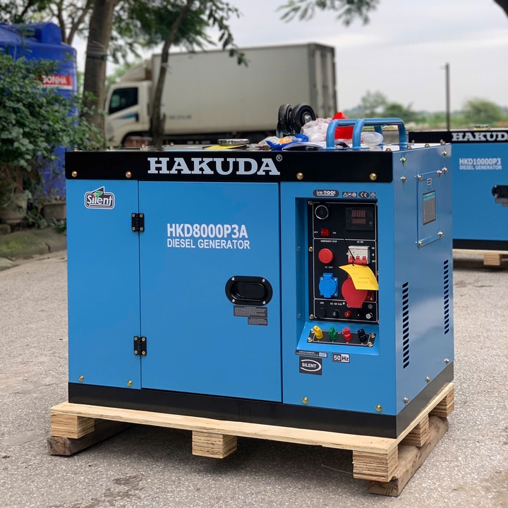 Máy phát điện chạy dầu diesel 8KW HAKUDA HKD8000P3A 3 pha có đề
