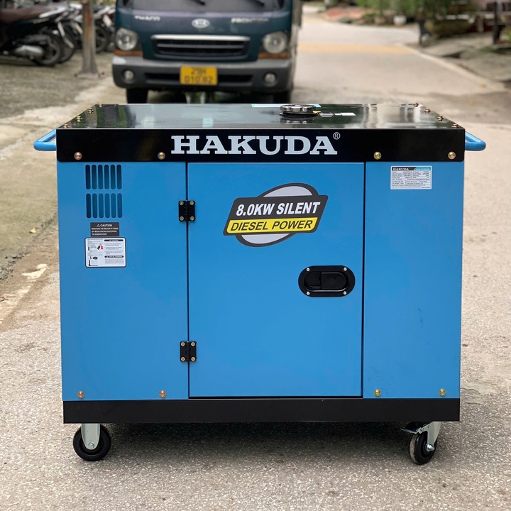 Máy phát điện chạy dầu diesel 8KW HAKUDA HKD8000P3A 3 pha có đề