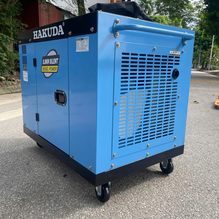 Máy phát điện chạy dầu diesel 8KW HAKUDA HKD8000P1A có đề 1 pha