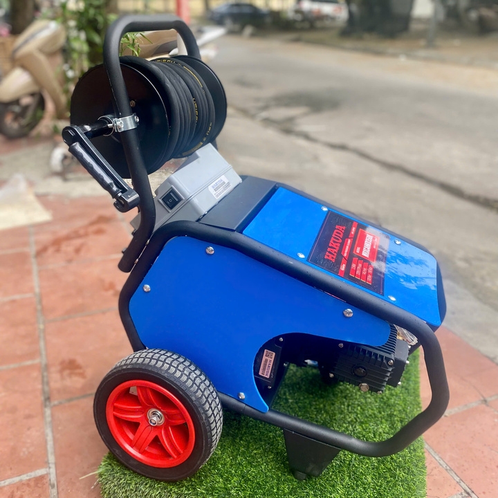 Máy phun xịt áp lực cao HAKUDA 2.5KW MRXCAHKD3500-2