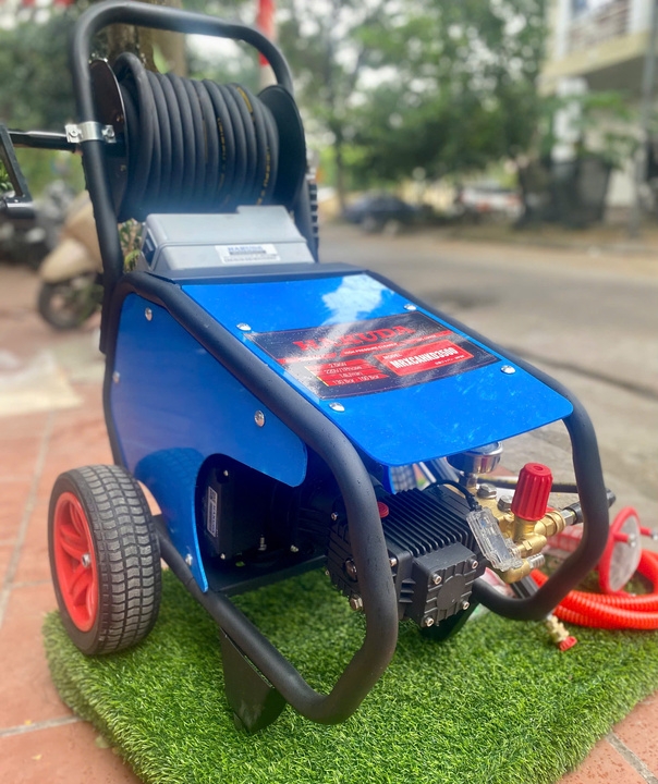 Máy phun xịt áp lực cao HAKUDA 2.5KW MRXCAHKD3500-2