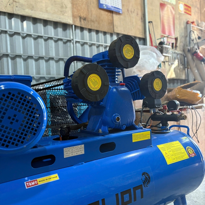Máy nén khí dây đai 3HP 120L PEGALION TM-V-0.25/8-120L