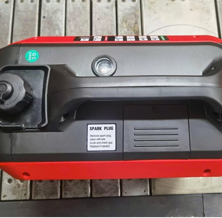 Máy phát điện chạy xăng Inverter 3KW HAKUDA HKD3000i