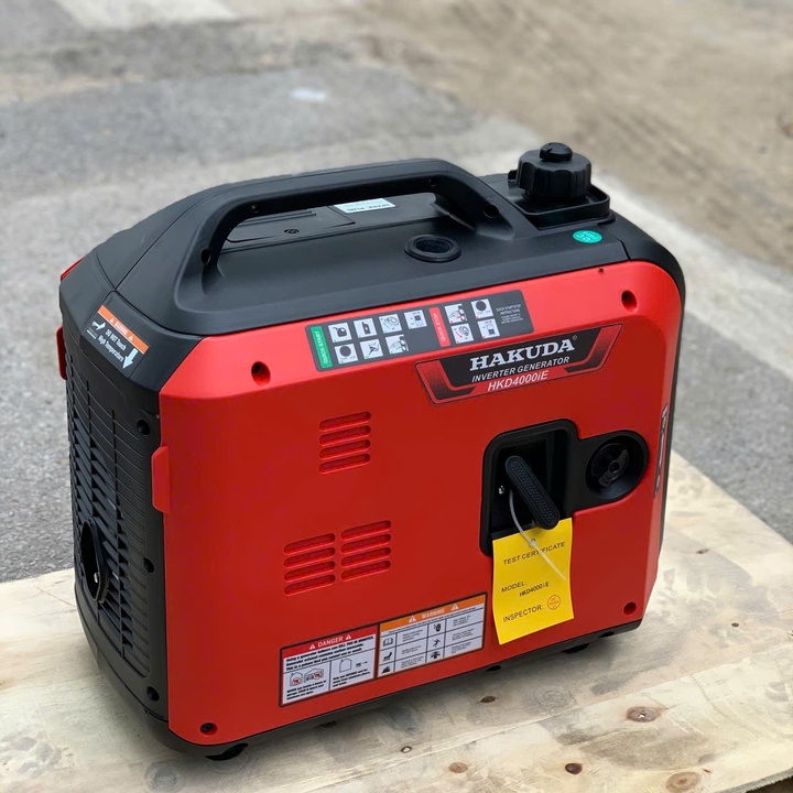 Máy phát điện chạy xăng Inverter 4KW HAKUDA HKD4000iE có đề
