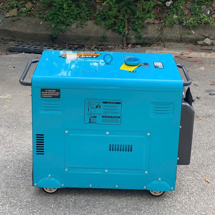 Máy phát điện dầu 5KW HAKUDA HKD5000P1