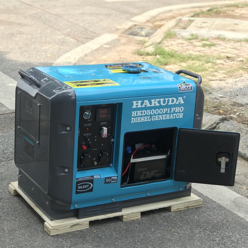 Máy phát điện chạy dầu HAKUDA HKD5000P1 PRO 5KW siêu cách âm