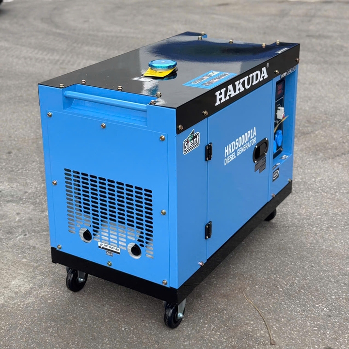 Máy phát điện chạy dầu 5KW HAKUDA HKD5000P1A chống ồn