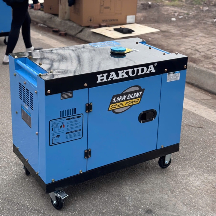 Máy phát điện chạy dầu HAKUDA 5KW HKD5000P1A có đề