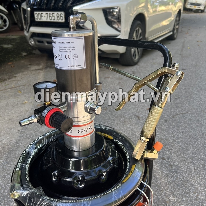 Máy Bơm Mỡ Kumisai 20L KMS-20S