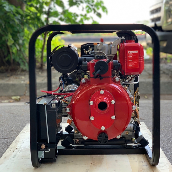 Máy bơm nước cứu hỏa chạy dầu HAKUDA HKD40DNE 4KW