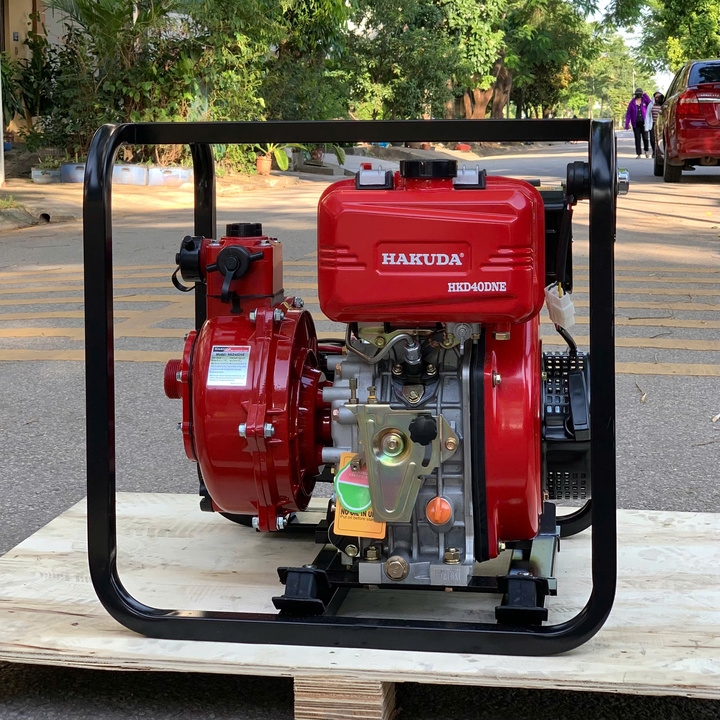 Máy bơm nước chạy dầu cao áp HAKUDA HKD40DNE 4kW