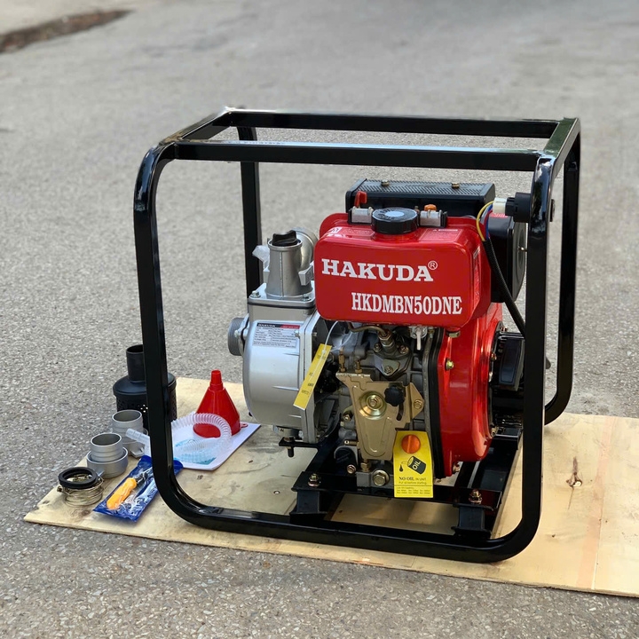 Máy bơm nước chạy dầu HAKUDA HKDMBN50DNE 3.6KW có đề