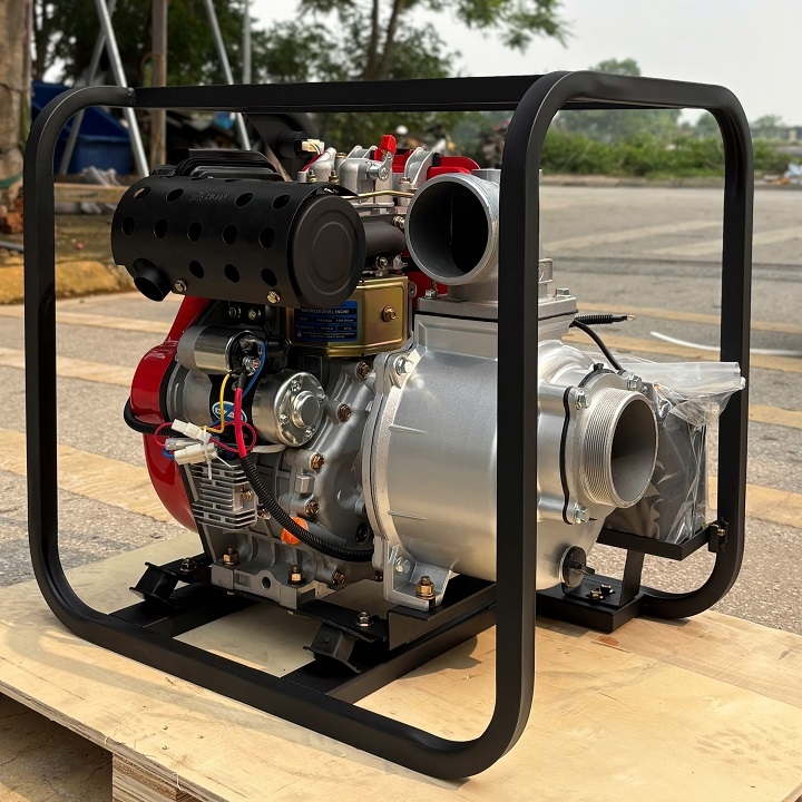Máy bơm nước chạy dầu 6.6KW HAKUDA HKDMBN100DNE có đề