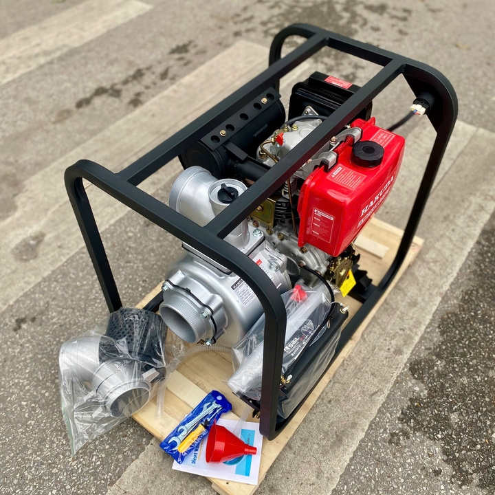 Máy bơm nước chạy dầu 6.6KW HAKUDA HKDMBN100DNE có đề