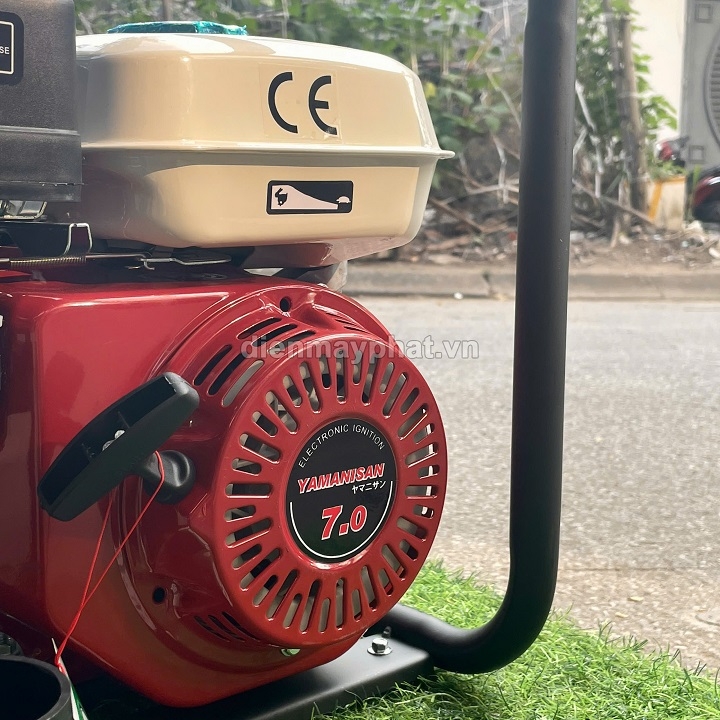 Máy bơm nước chạy xăng YAMANISAN GX200/80 7HP