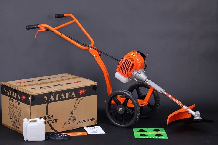 Máy cắt cỏ 2 thì đẩy tay Yataka CS-5200 2.3KW