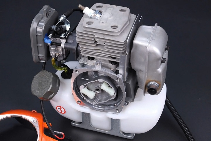 Máy cắt cỏ 2 thì HUSJAPAN 1.75KW HJ-543 Pro