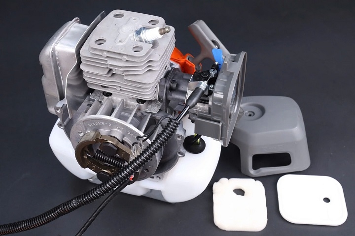 Máy cắt cỏ 2 thì HUSJAPAN 1.75KW HJ-543 Pro