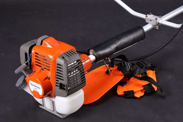 Máy cắt cỏ 2 thì HUSTAIWAN 1.75KW H-541 Pro