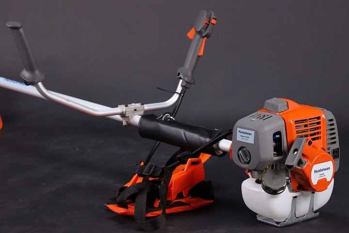 Máy cắt cỏ 2 thì HUSTAIWAN 1.75KW H-543