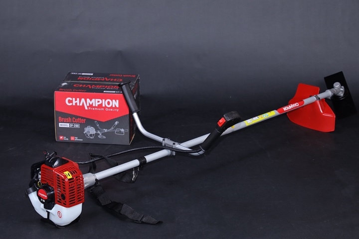 Máy cắt cỏ chạy xăng 2 thì CHAMPION 750W CP-260