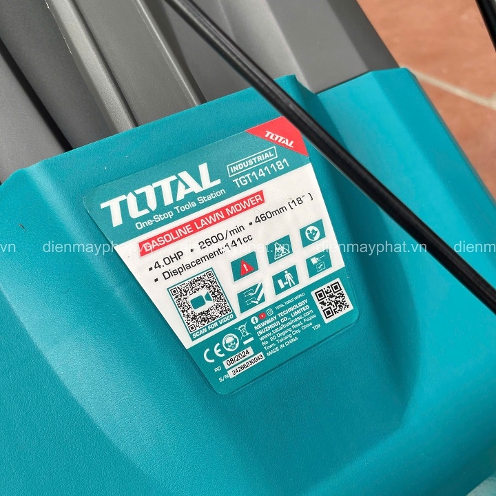 Máy cắt cỏ đẩy tay chạy xăng 3KW TOTAL TGT141181