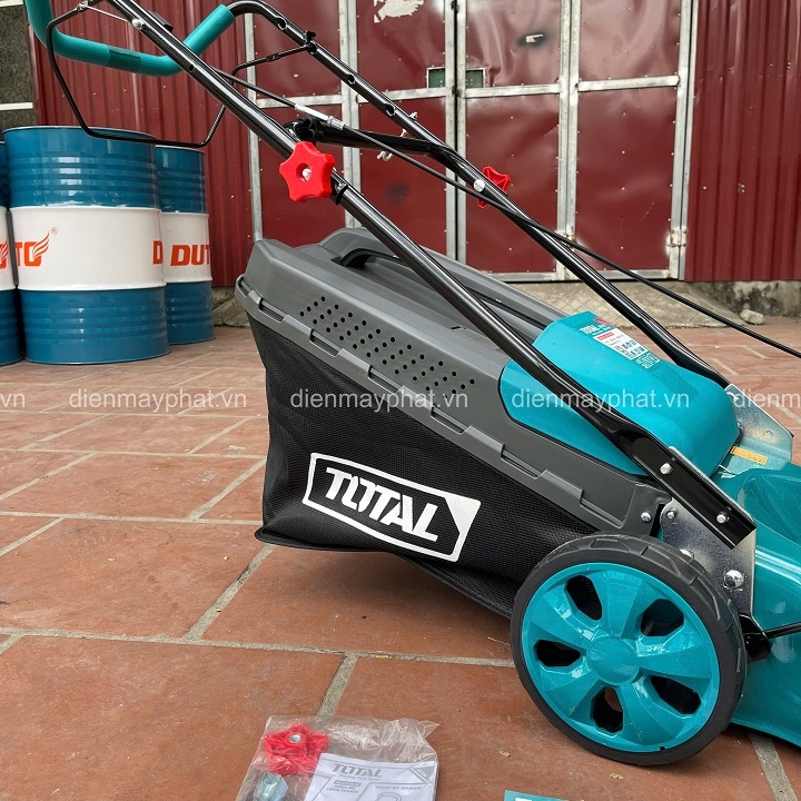 Máy cắt cỏ đẩy tay chạy xăng 3KW TOTAL TGT141181