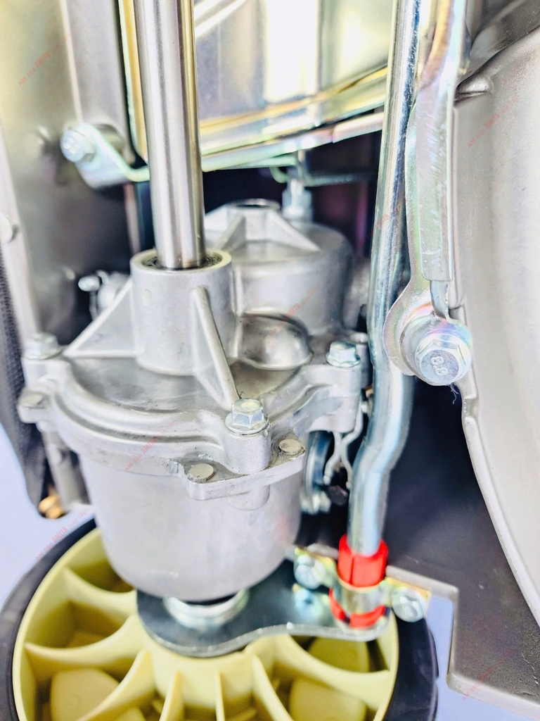 Máy cắt cỏ đẩy tay tự hành HONDA GX160 AMITA AM-550 4.4HP cao cấp