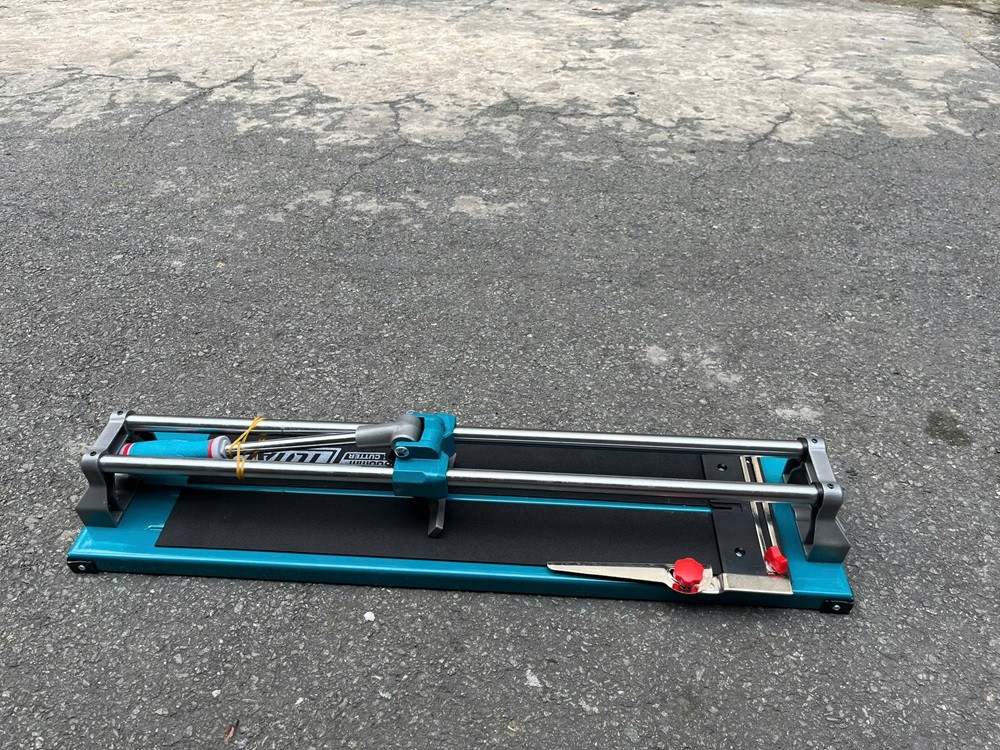 Máy cắt gạch đẩy tay TOTAL THT576002 600mm