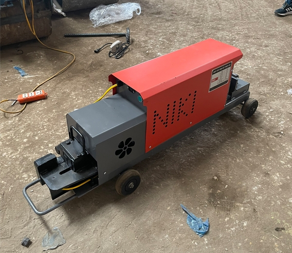 Máy Cắt Uốn Sắt Thủy Lực 2 Đầu NIKI 3KW F25