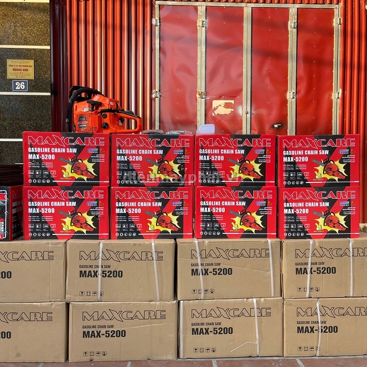 Máy cưa xích chạy xăng 2 thì MAXCARE 2.1KW MAX-5200