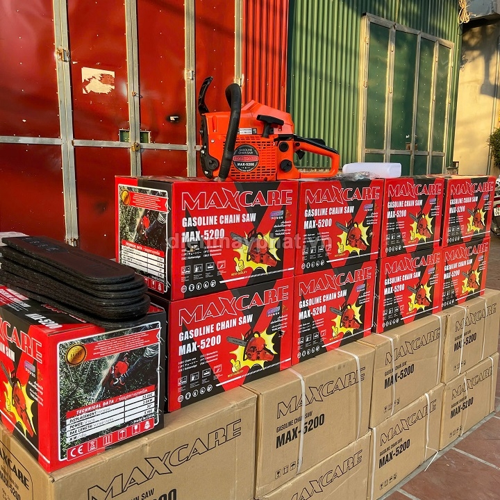 Máy cưa xích chạy xăng 2 thì MAXCARE 2.1KW MAX-5200