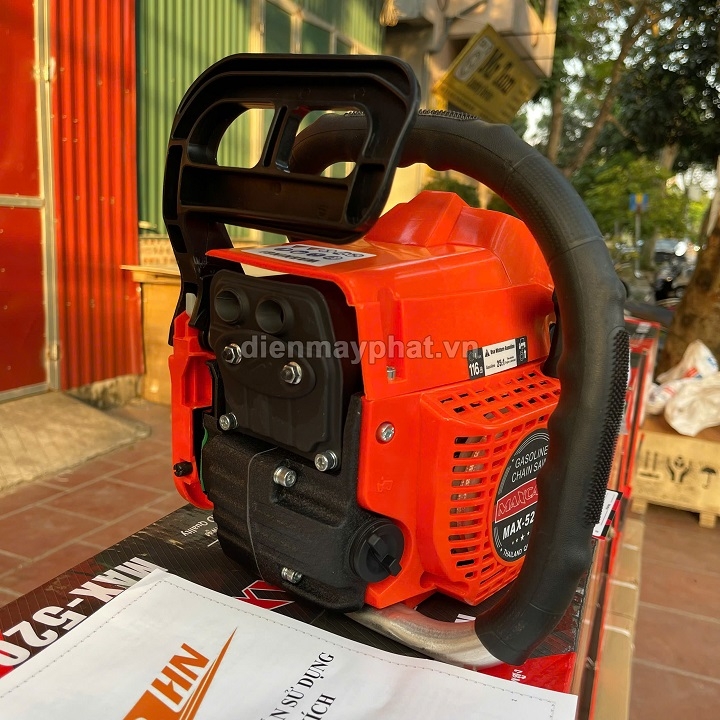 Máy cưa xích chạy xăng 2 thì MAXCARE 2.1KW MAX-5200