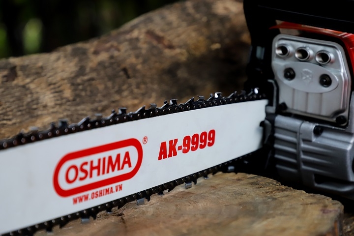 Máy cưa xích chạy xăng 2 thì OSHIMA 2.5KW AK9999