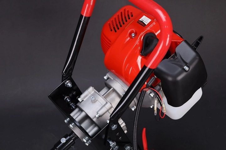 Máy khoan đất chạy xăng 2 thì CHAMPION 1.8KW CP-630