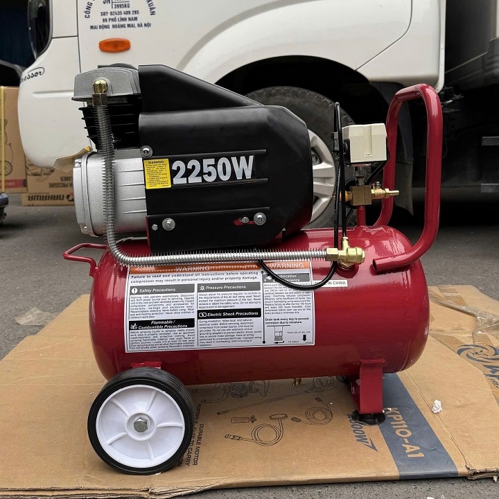 Máy nén khí có dầu 2250W STAR 30L ST30PRO