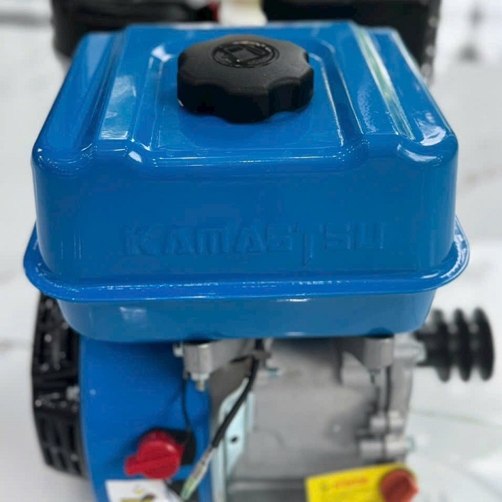 Máy nổ chạy xăng KAMASTSU 7.5HP KS230