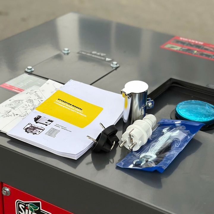 Máy phát điện chạy dầu 10kW HAKUDA HKD10000P3 chống ồn 3 pha