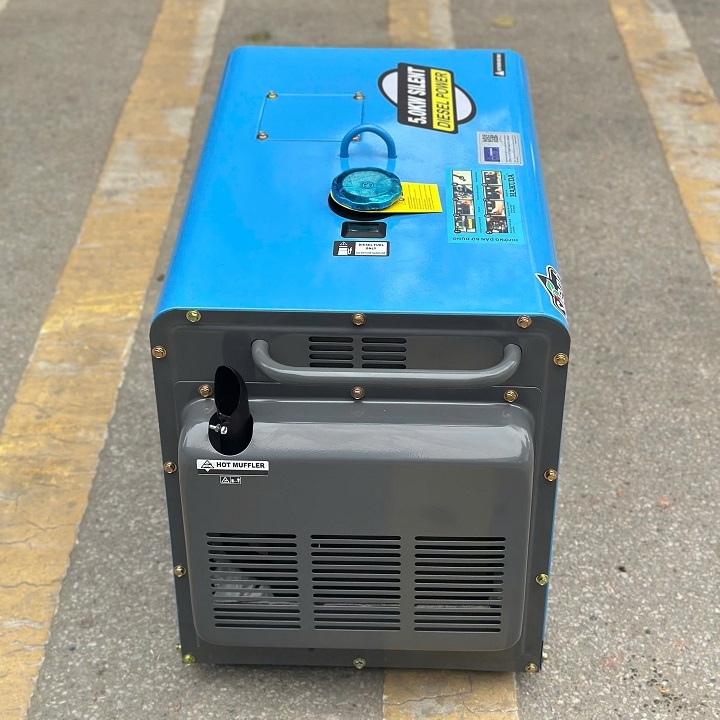 Máy phát điện gia đình chạy dầu 5KW HAKUDA HKD5000P1