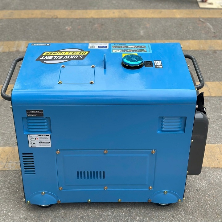 Máy phát điện gia đình chạy dầu 5KW HAKUDA HKD5000P1