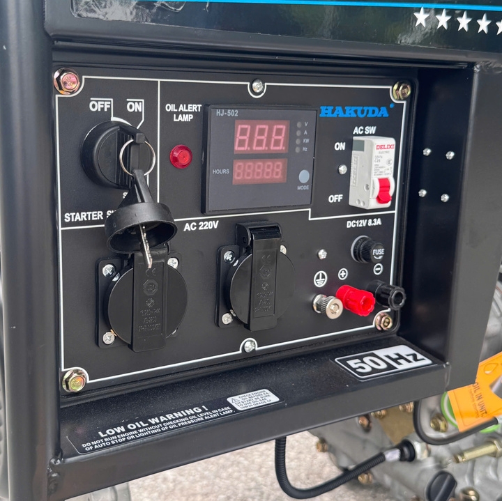 Máy phát điện chạy dầu diesel HAKUDA 5KW HKD5000P1T đề