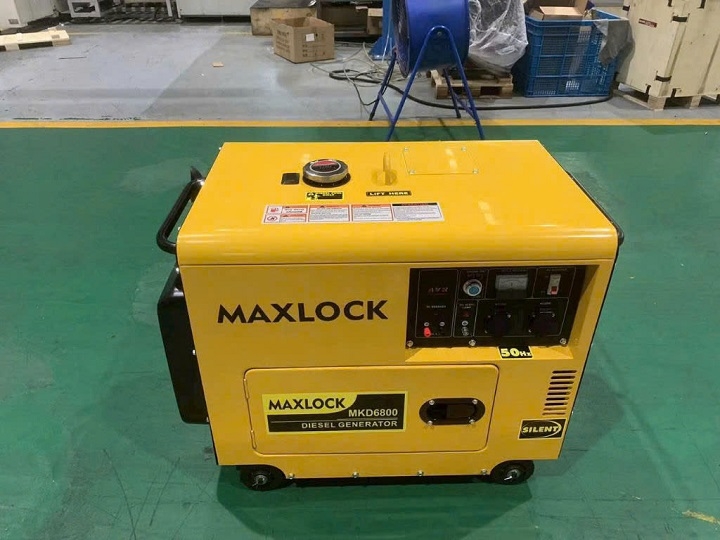 Máy phát điện chạy dầu 5KW MAXLOCK MKD6800
